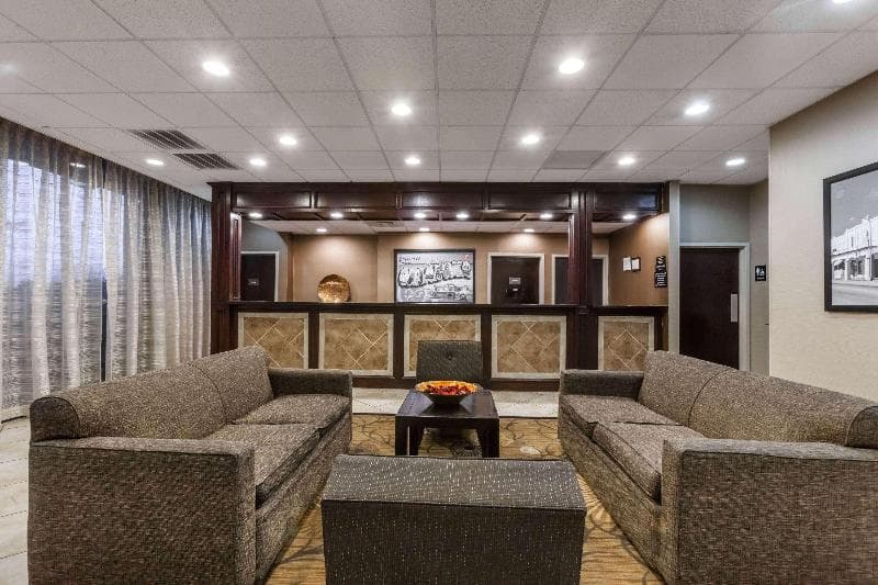 Super 8 by Wyndham Atoka 5