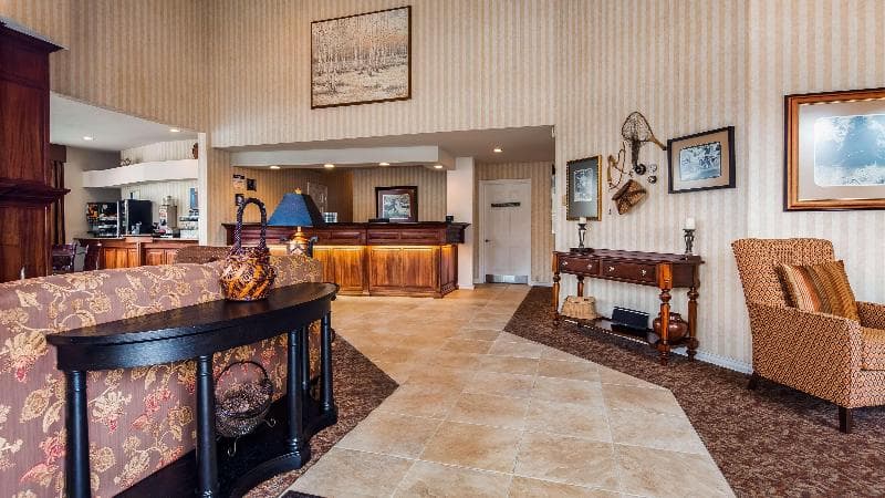 Best Western Salbasgeon Inn & Suites of Reedsport 3