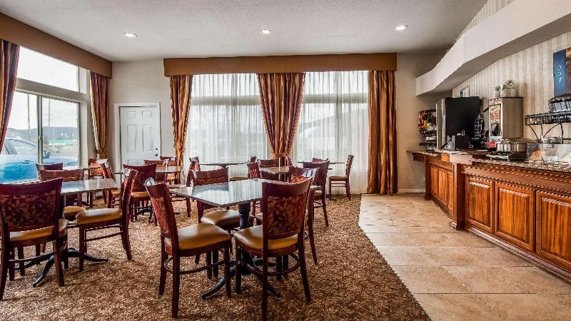 Best Western Salbasgeon Inn & Suites of Reedsport photo 1