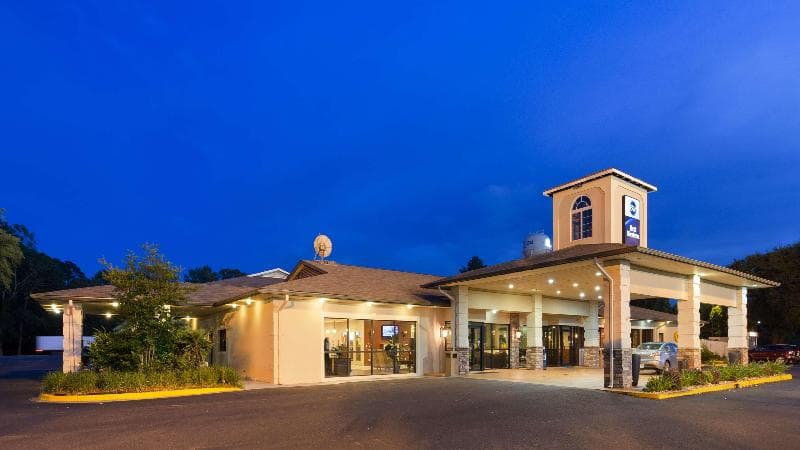 Best Western Point South 2