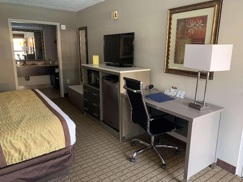 Best Western Fayetteville Inn 3