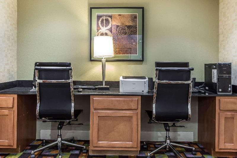 Quality Inn Crossville photo 1