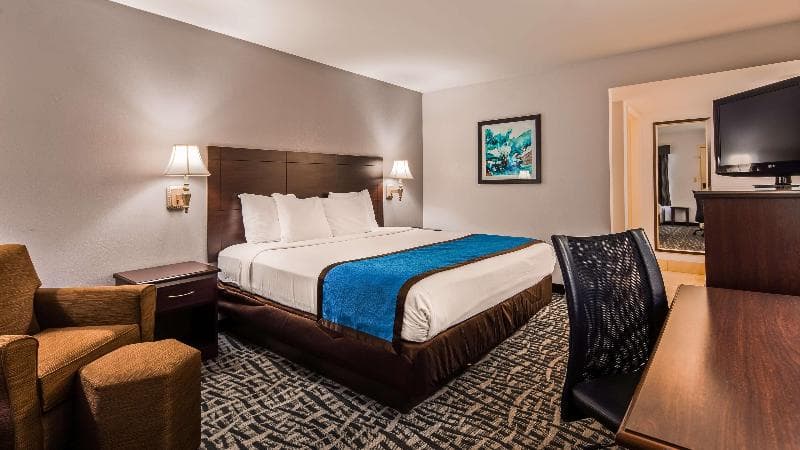 The Inn At Tree City, Bw Signature Collection photo 1