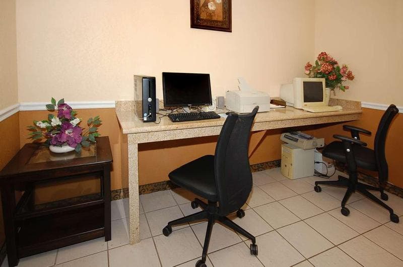 SureStay Hotel by Best Western Alice photo 1