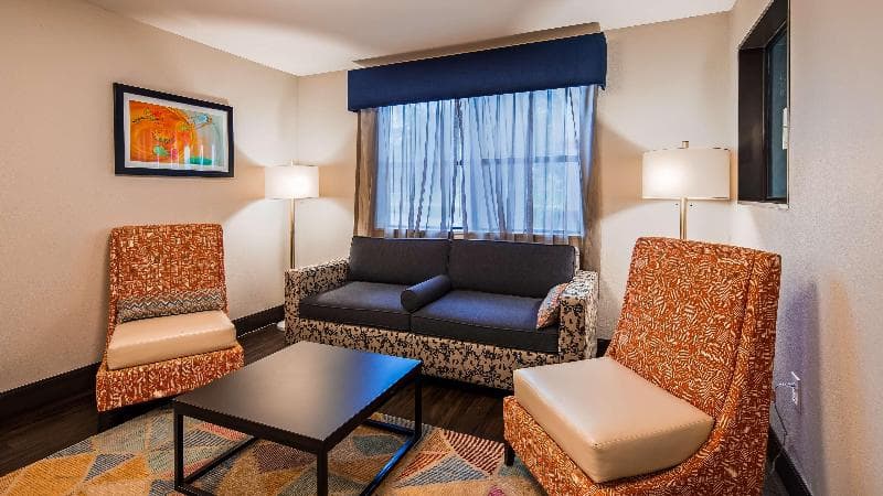 Best Western Inn & Suites 3