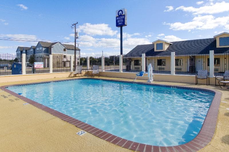OYO Hotel Ingleside TX 4