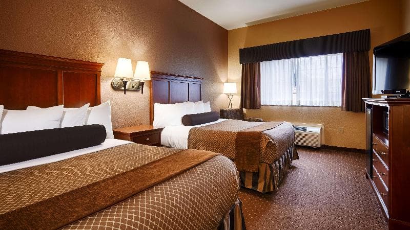 Best Western Plus Shamrock Inn & Suites 3