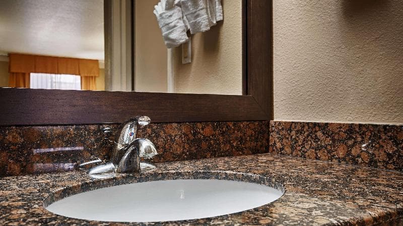 Best Western Angleton Inn 3