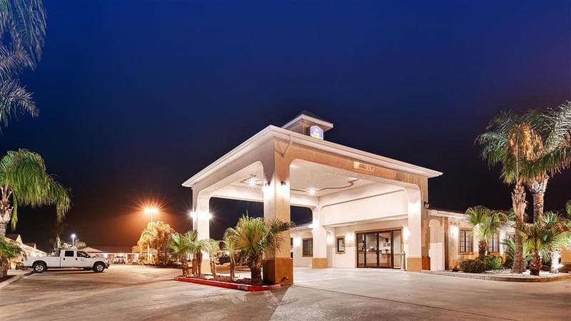 SureStay Hotel by Best Western Falfurrias 2
