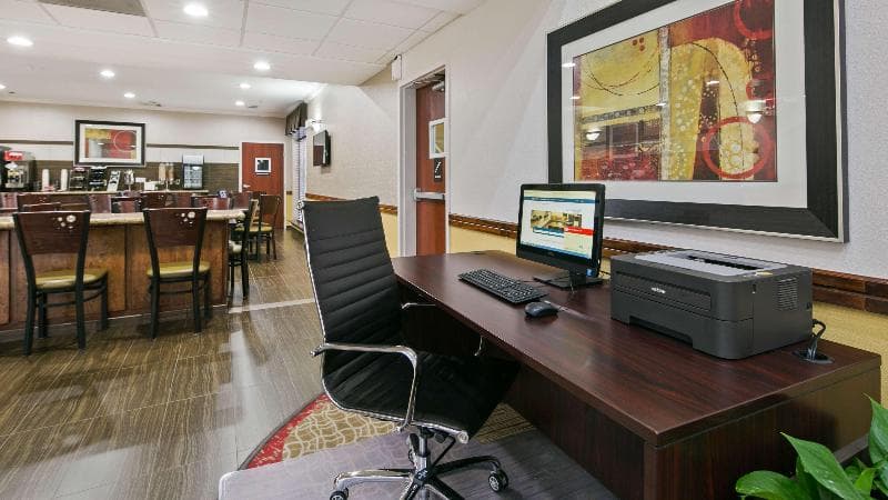 Best Western Dayton Inn & Suites photo 1