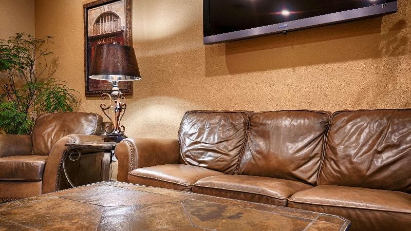 Best Western Taylor Inn 4