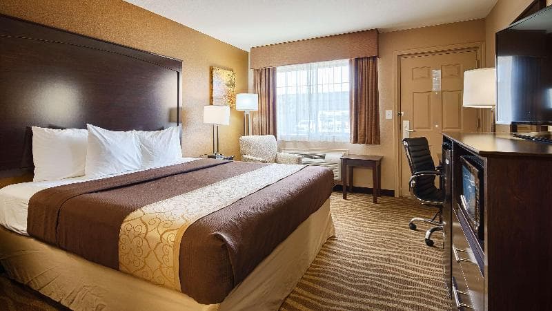 Best Western Taylor Inn 3