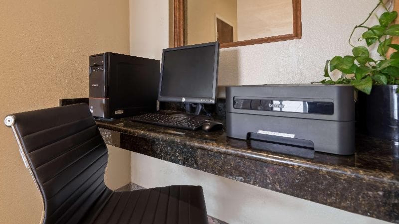 Best Western Regency Inn & Suites photo 1
