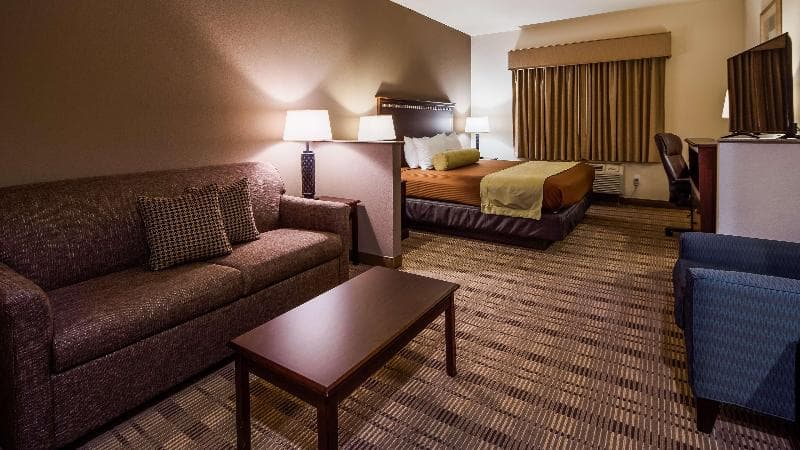 Best Western La Grange Inn & Suites 3
