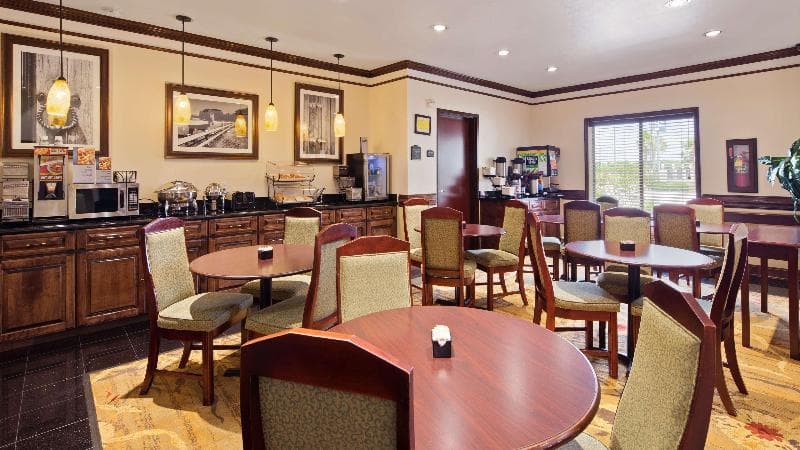 Best Western Lone Star Inn 2