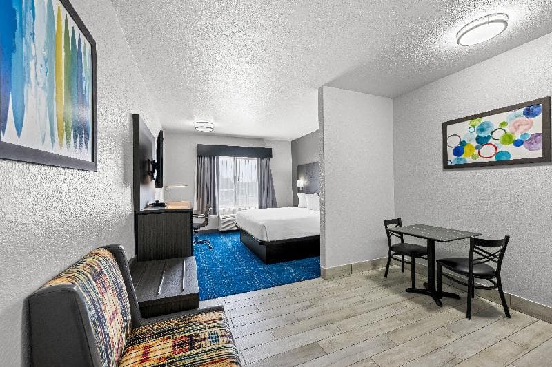 Best Western Palace Inn & Suites 4