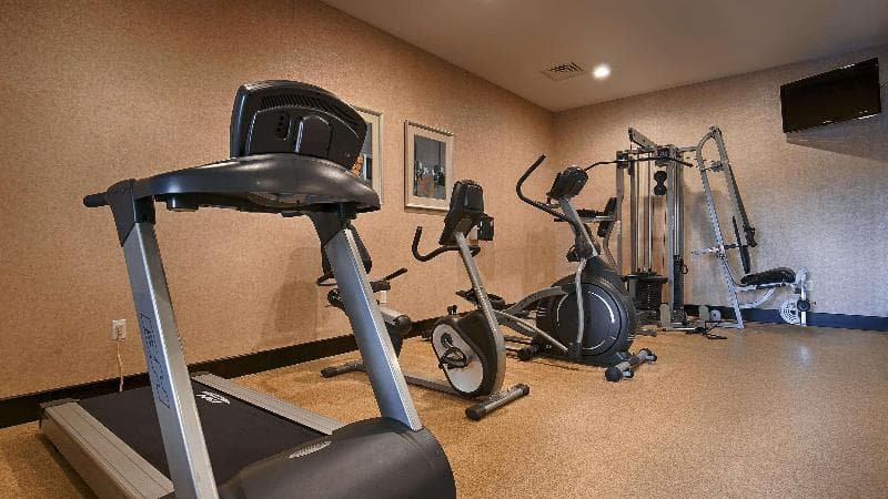 Best Western Plus Lytle Inn & Suites 2