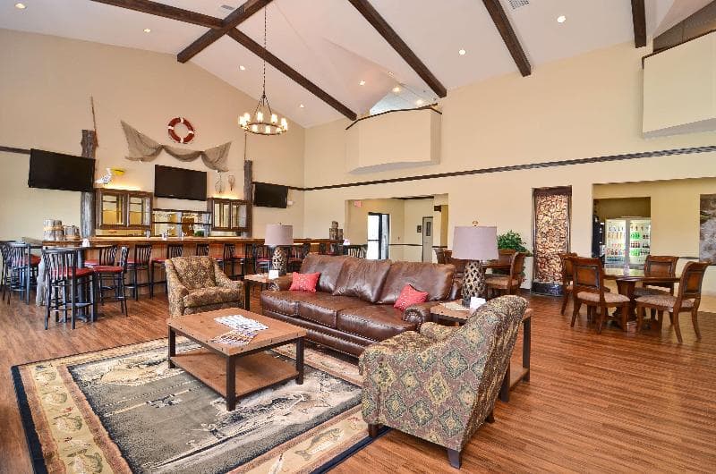 Best Western Plus Emory at Lake Fork Inn & Suites 4