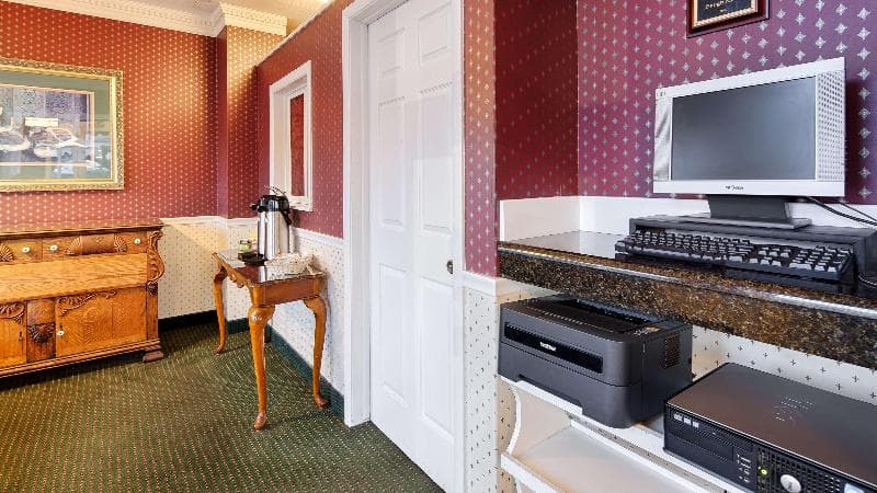 Baugh Motel, SureStay Collection by Best Western photo 1