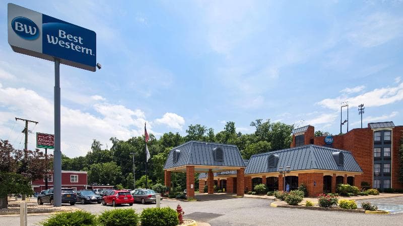 Best Western Staunton Inn 1