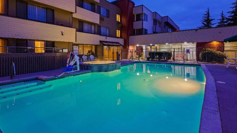 Best Western Cascadia Inn photo 1