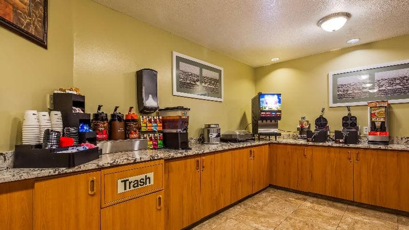 Best Western Rama Inn 2