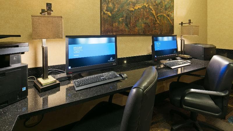 Best Western Plus Ellensburg Hotel 1