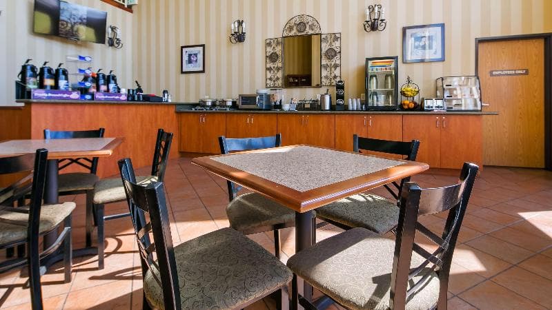 Best Western Plus Grapevine Inn 2