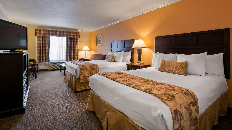 Best Western Plus Grapevine Inn 3