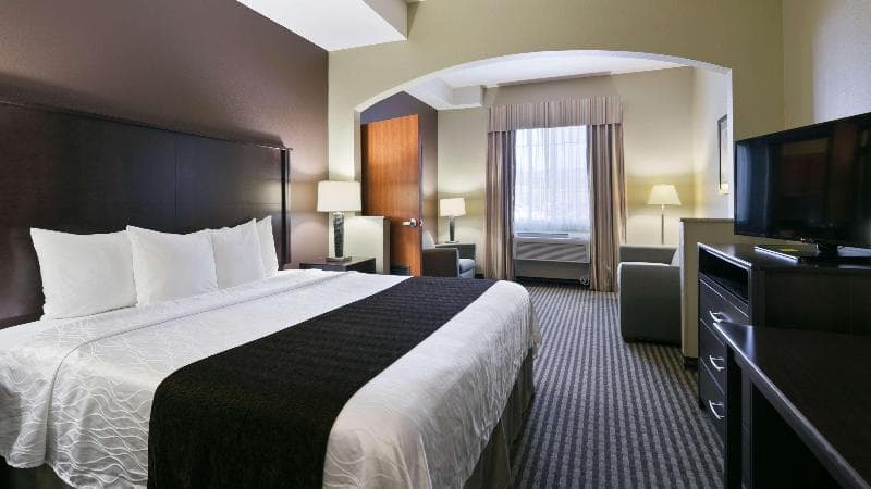Best Western Plus Parkersville Inn & Suites 4