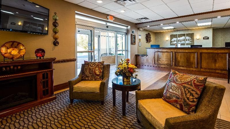 Best Western Plus Bridgeport Inn 5