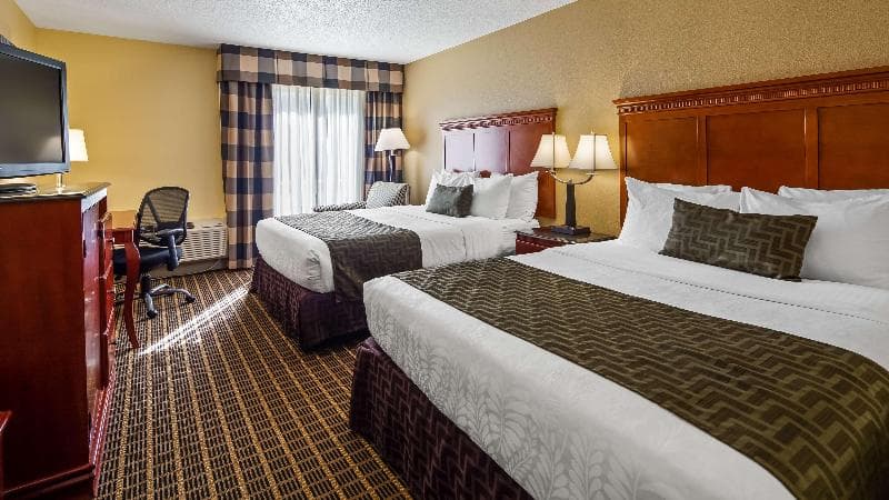Best Western Plus Bridgeport Inn 2