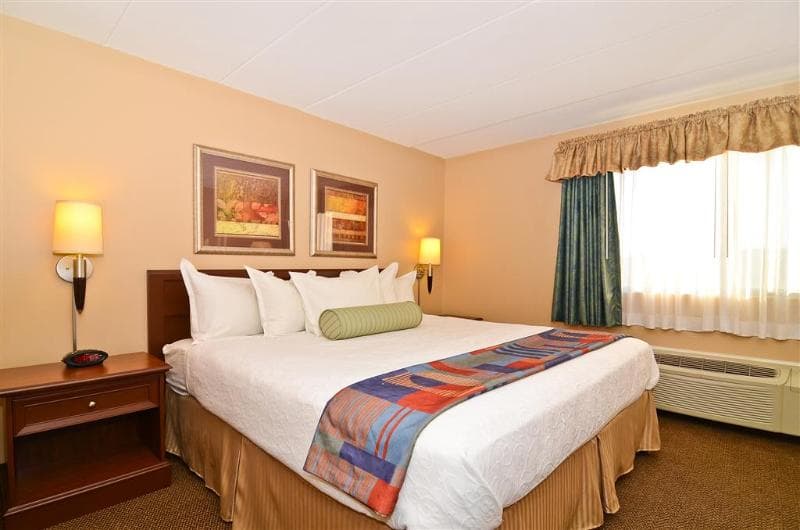 SureStay Plus Hotel by Best Western Black River Falls 4