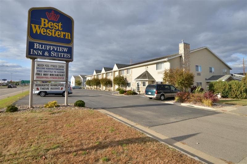 Best Western Bluffview Inn & Suites photo 1