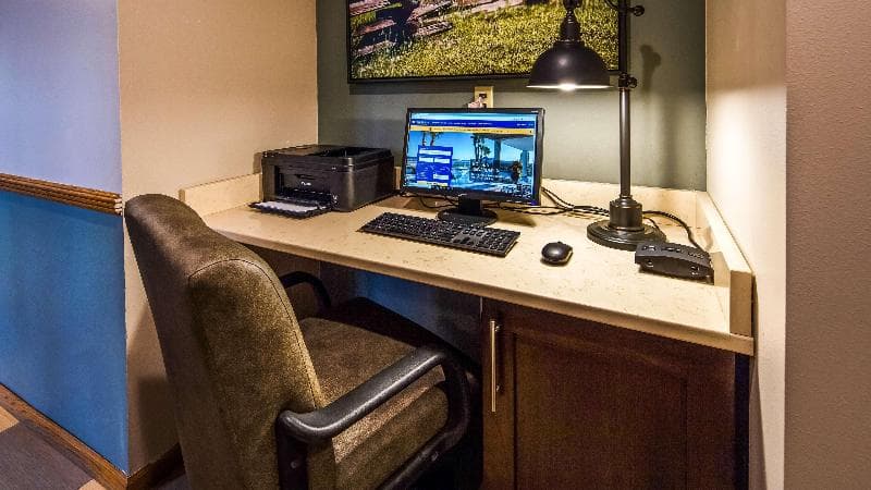 Best Western Park Oasis Inn photo 1