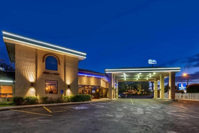 Best Western Dunmar Inn 5