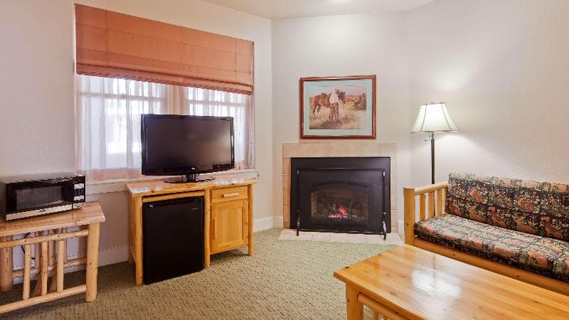Best Western Plus Plaza Hotel 3
