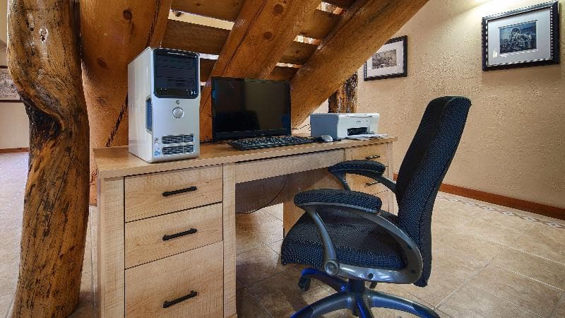 Best Western Devils Tower Inn photo 1