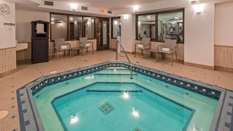 Best Western Airdrie photo 1
