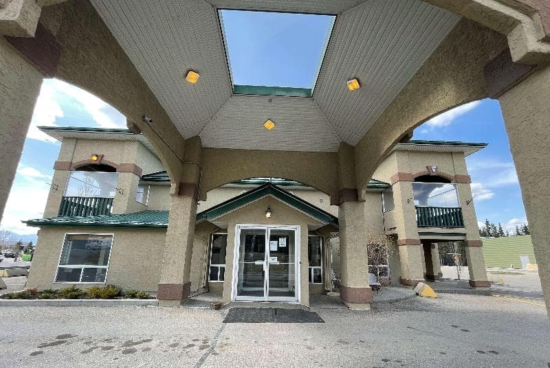 Baymont by Wyndham Hinton photo 1