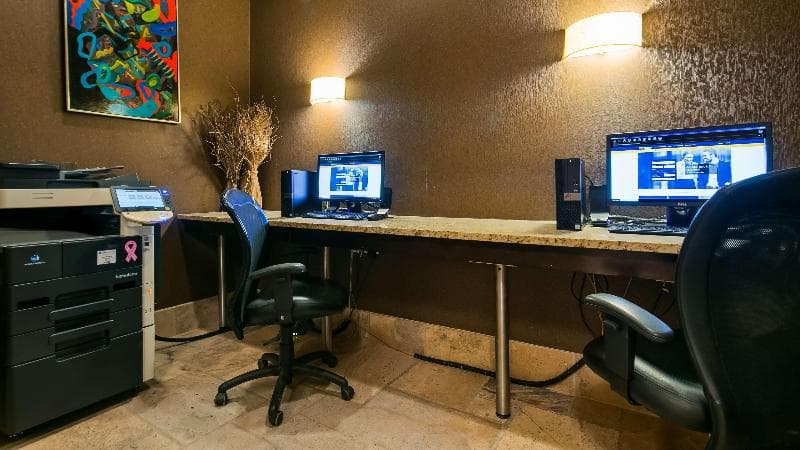 Best Western Sunrise Inn & Suites photo 1