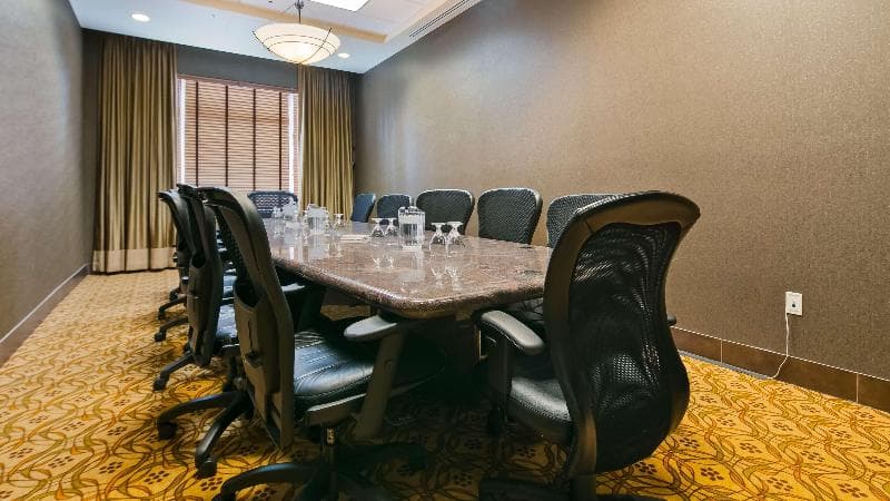 Best Western Sunrise Inn & Suites 5