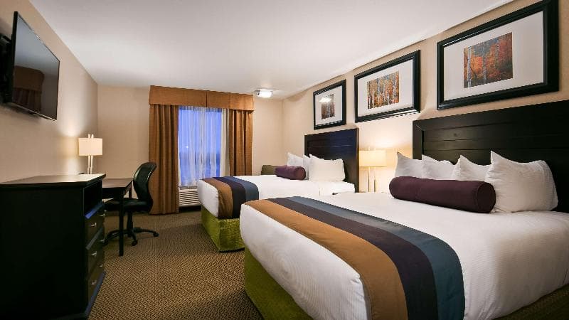 Best Western Bonnyville Inn & Suites 4