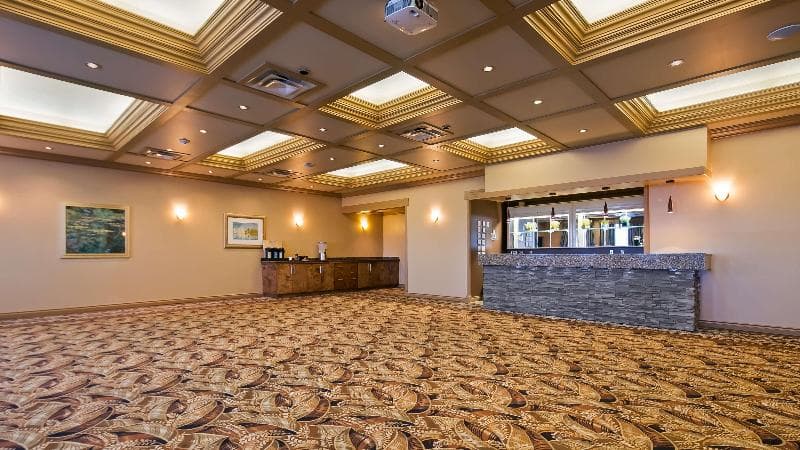 Best Western Plus Mirage Hotel & Resort 4