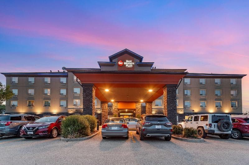 Best Western Plus the Inn at St. Albert 5