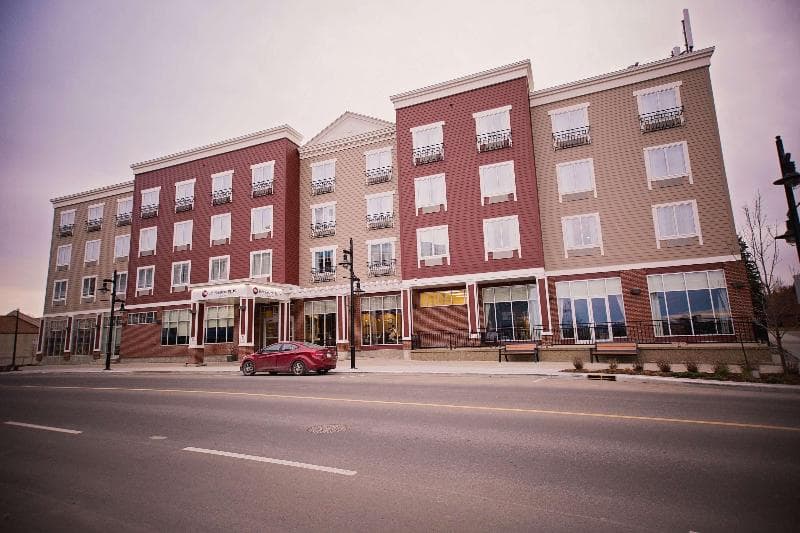 Best Western Plus Chateau Inn Sylvan Lake 2