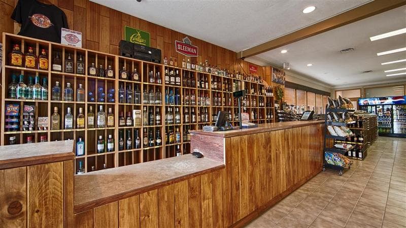 Invermere Inn 4