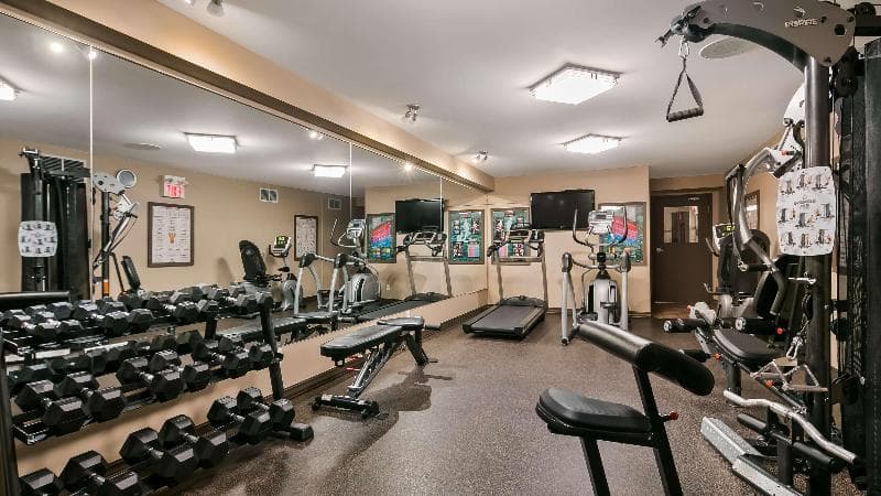 Best Western Plus Baker Street Inn & Convention Centre 5