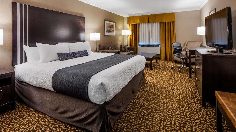 Best Western Plus Fernie Mountain Lodge 4