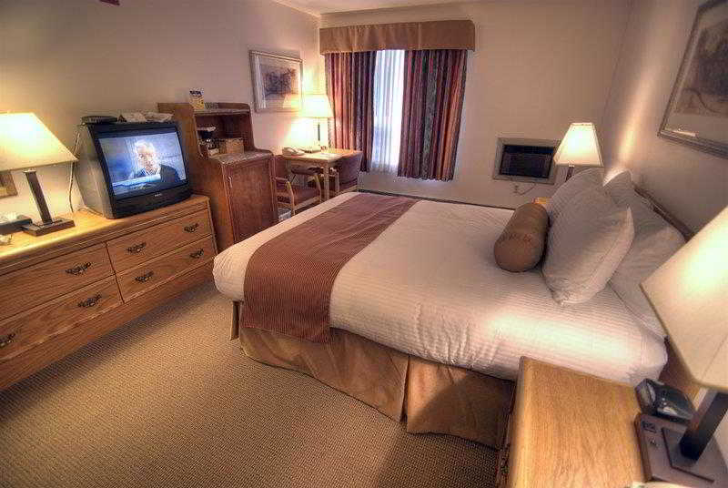 Tower Inn 4